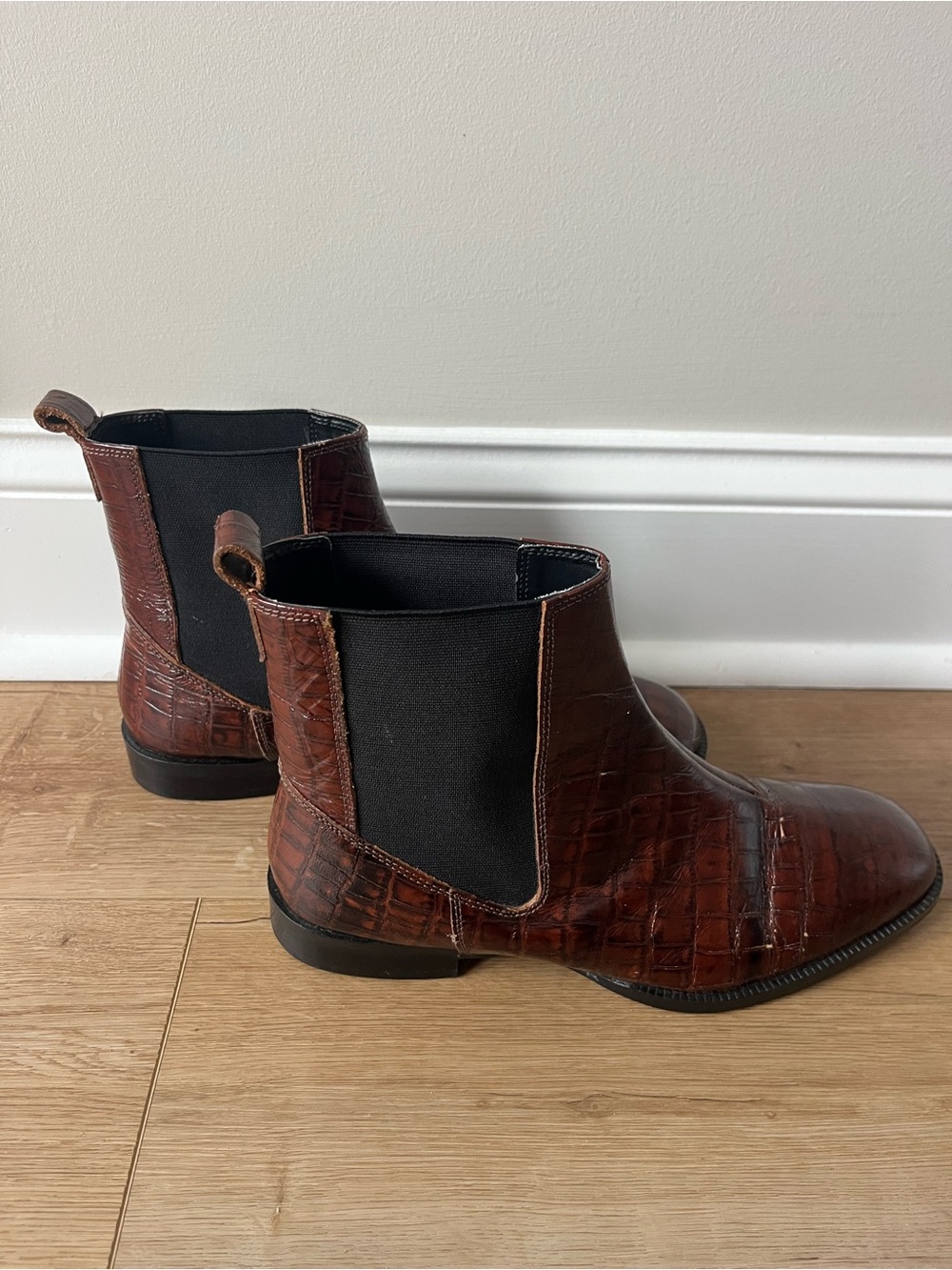 ASOS Design Alyssa Brown Croc Leather Chelsea Boot (7) - Picture 4 of 4